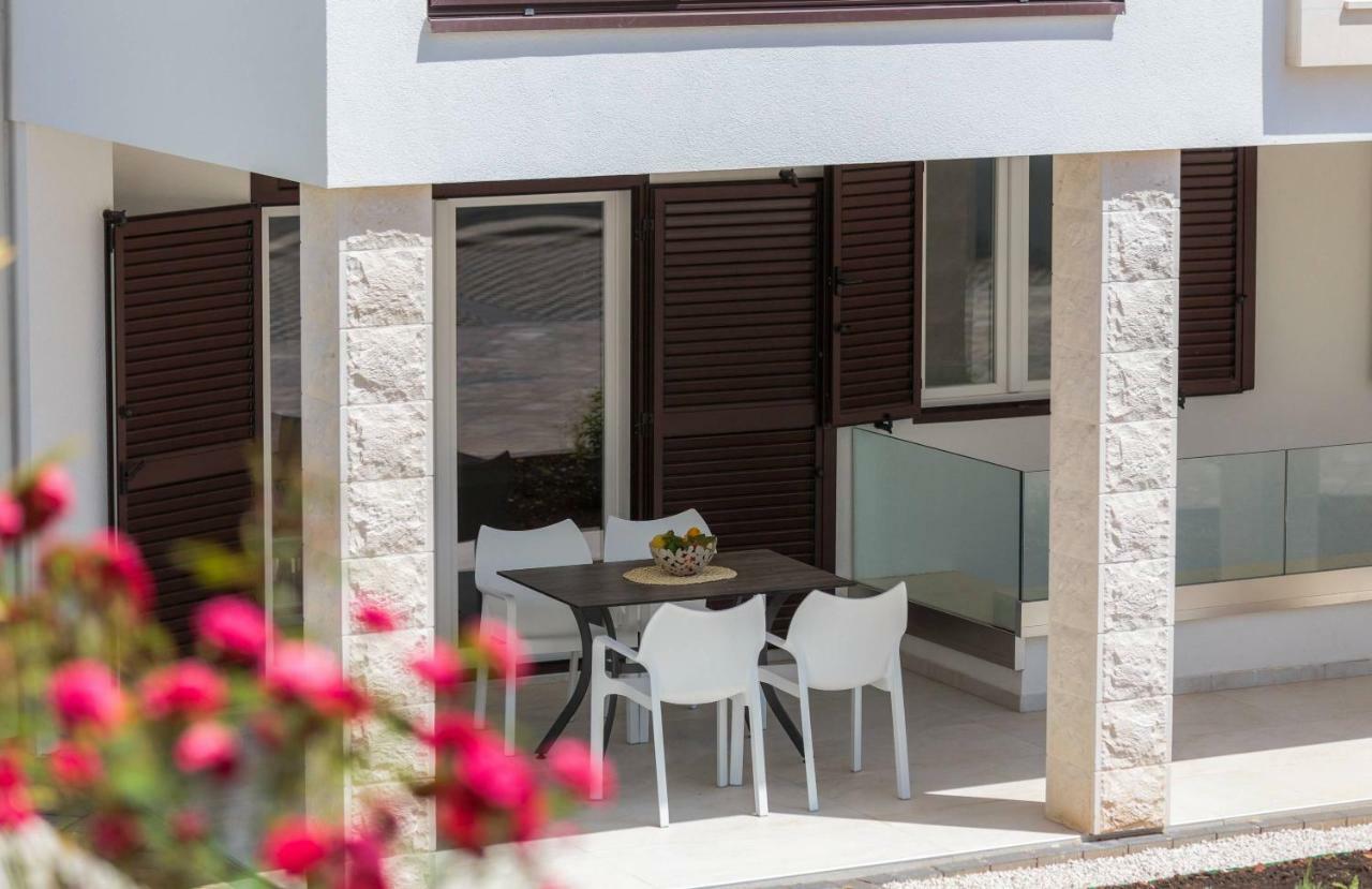 Apartmani Kos D Супетар Екстериор снимка